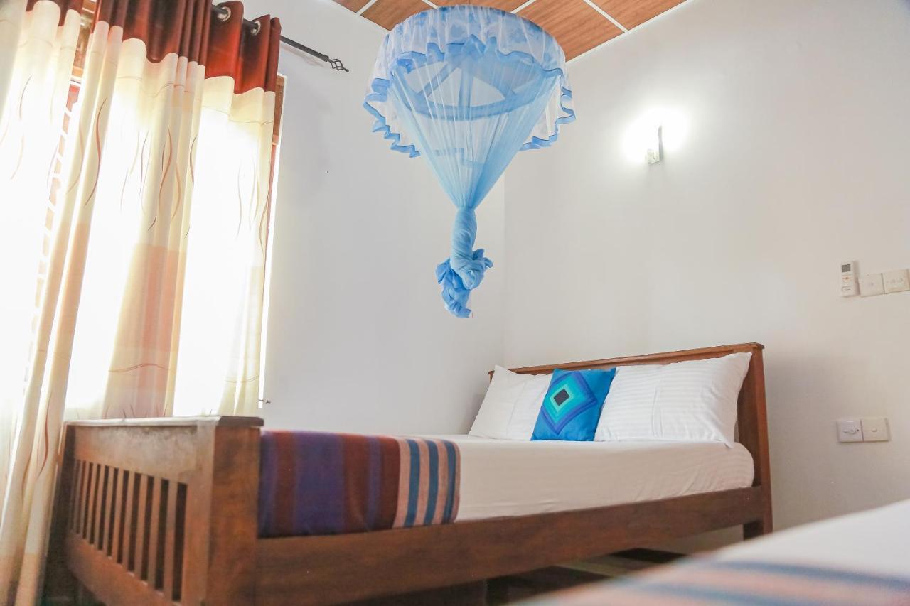 Lakeside Villa Anuradhapura Exterior foto