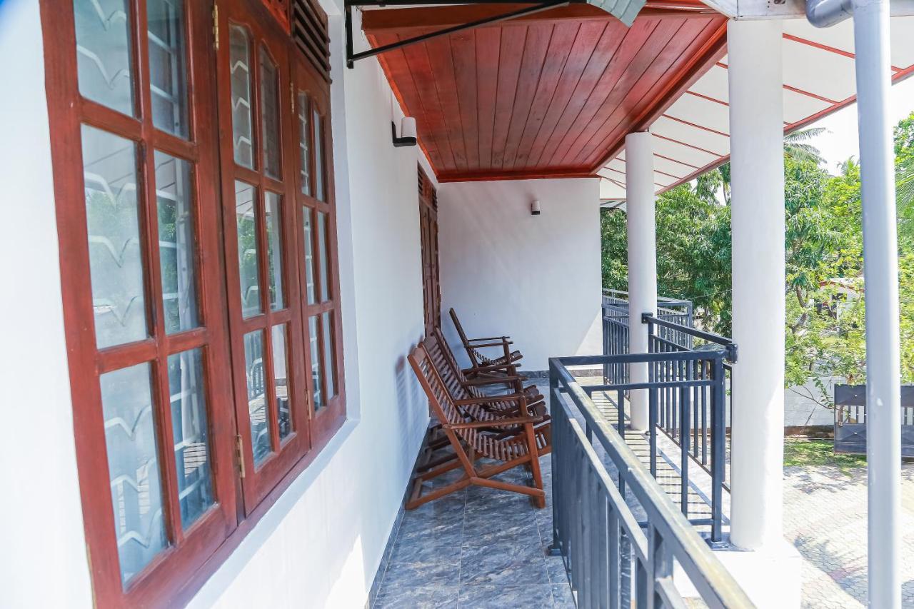 Lakeside Villa Anuradhapura Exterior foto